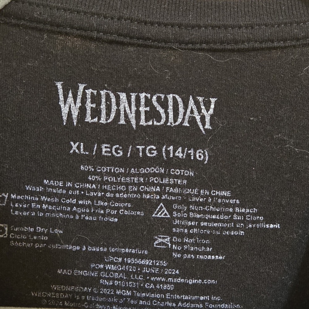 Black Graphic Print T Shirt SZ XXL "On Wednesday we wear black" - Picture 3 of 4